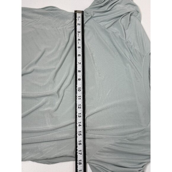 Under Armour L Sage Gray Cutout Back Long Sleeve Yoga Top - Picture 11 of 12